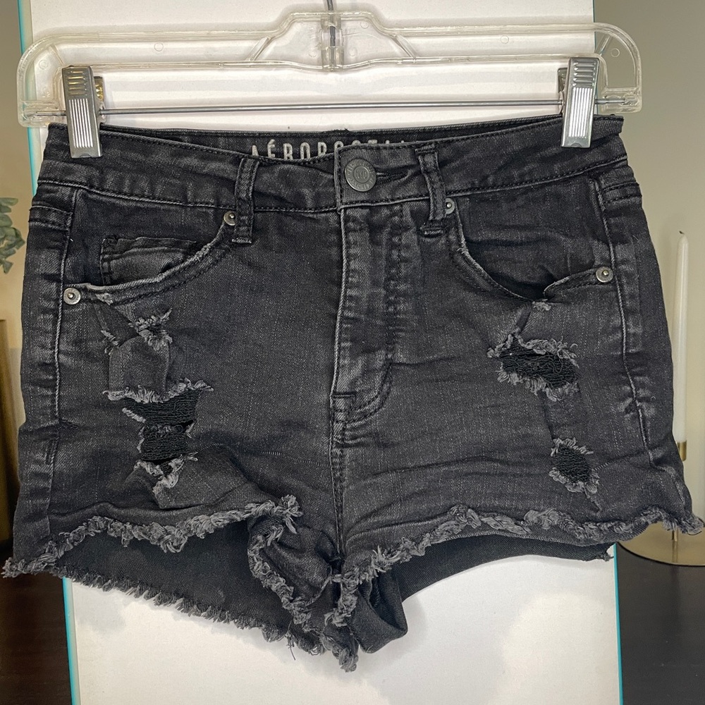 Cute Aeropostale distressed denim shorts